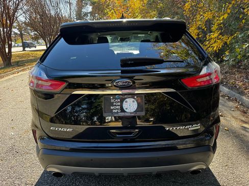 Used 2020 Ford Edge Titanium image 6