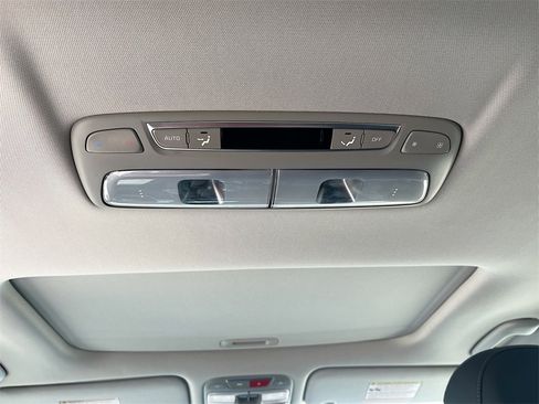 Used 2024 Kia Telluride SX w/ Towing Package image 27