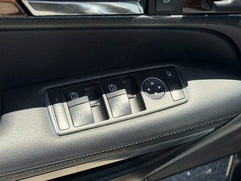 Used 2013 Mercedes-Benz E 350 Cabriolet image 15