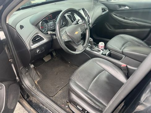 Used 2016 Chevrolet Cruze Premier FWD image 4