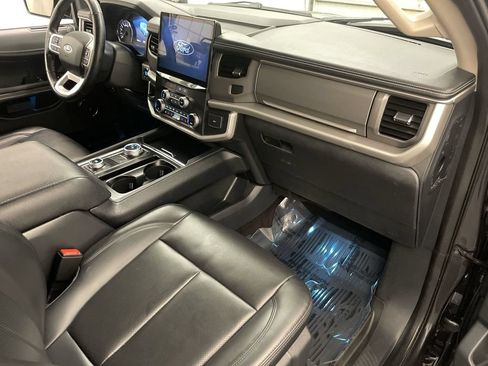 Used 2022 Ford Expedition Max XLT AWD/4WD image 22