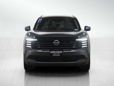 Used 2025 Nissan Kicks SR image 8