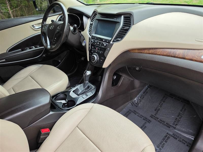 Used 2018 Hyundai Santa Fe Sport w/ 2.4L Tech Package 04 AWD/4WD image 27