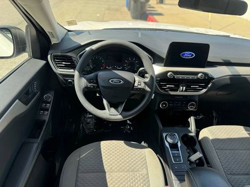 Used 2022 Ford Escape SE FWD image 10