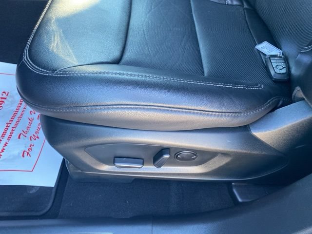 Used 2023 Ford Explorer Limited AWD/4WD image 18