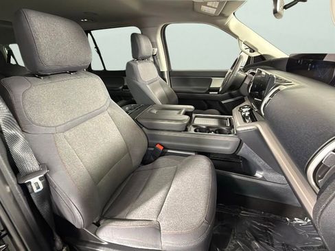 Used 2025 Ford Expedition Max Active RWD image 23