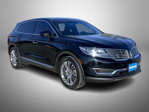 Used 2016 Lincoln MKX Reserve w/ Technology Package AWD/4WD image 3