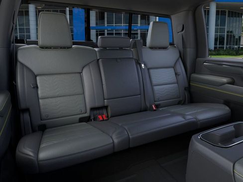 New 2026 Chevrolet Silverado 2500 ZR2 AWD/4WD image 17