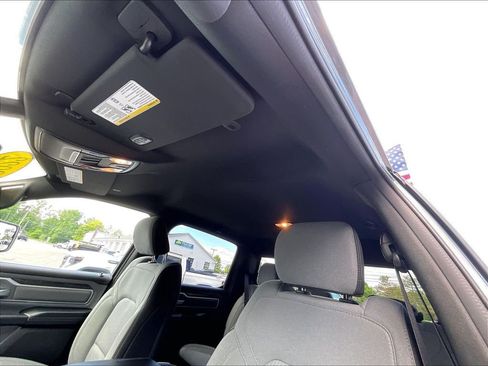Used 2022 RAM 1500 Big Horn AWD/4WD image 7