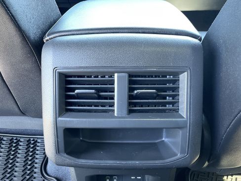 Used 2021 Volkswagen Atlas Cross Sport SEL w/ Cross Sport MDO Package AWD/4WD image 20