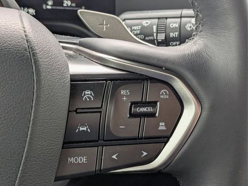 Used 2024 Lexus GX 550 w/ Accessory Package (31) AWD/4WD image 33