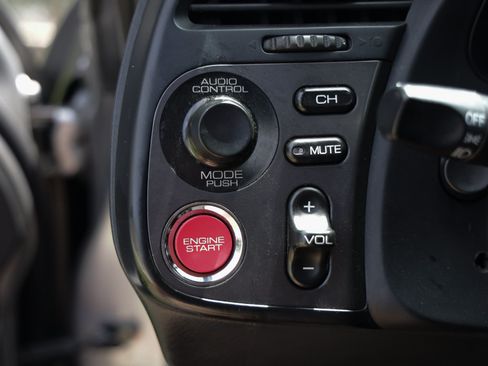 Used 2005 Honda S2000 image 23