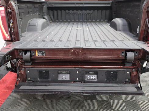 Used 2024 GMC Sierra 2500 Denali Ultimate AWD/4WD image 37
