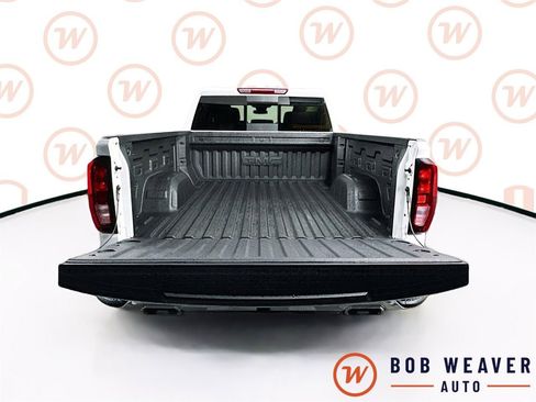 New 2026 GMC Sierra 1500 SLE image 28