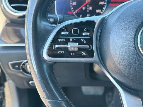 Used 2019 Mercedes-Benz E 300 image 35