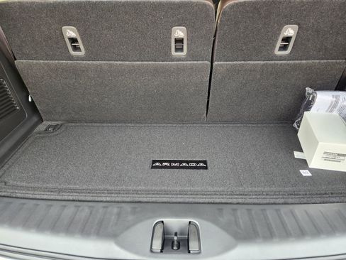 New 2026 Nissan Armada SL image 29