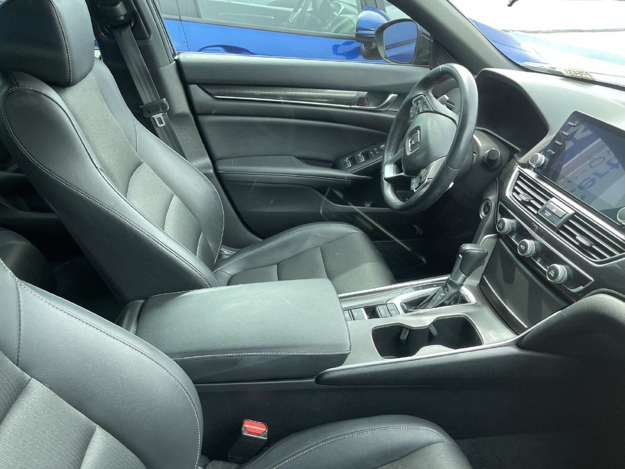 Used 2022 Honda Accord Sport image 7