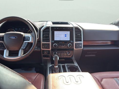 Used 2019 Ford F150 King Ranch w/ Equipment Group 601A Luxury AWD/4WD image 17