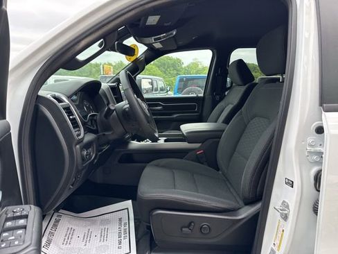 Used 2025 RAM 1500 Big Horn AWD/4WD image 13