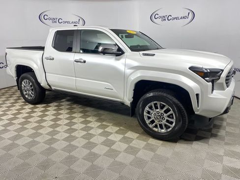 Used 2026 Toyota Tacoma Limited AWD/4WD image 1