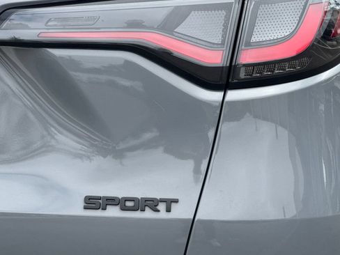 Certified 2025 Honda HR-V Sport image 34