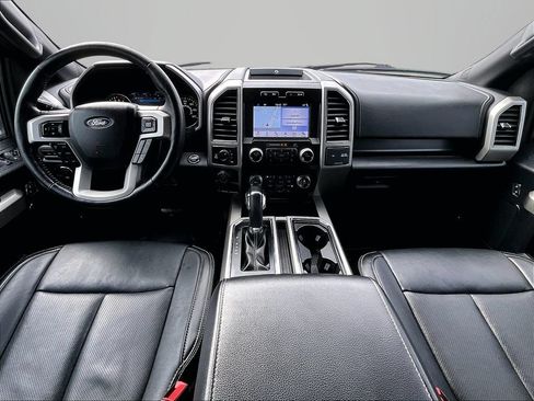 Used 2019 Ford F150 Lariat w/ Equipment Group 502A Luxury AWD/4WD image 17