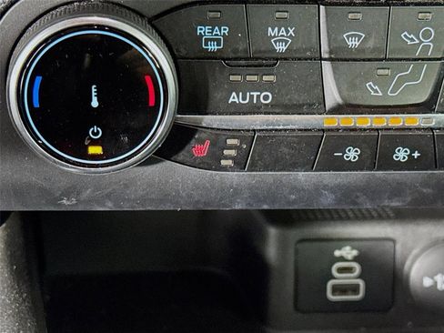 Used 2025 Ford Escape ST-Line Select AWD/4WD image 21