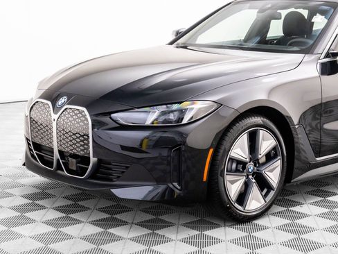 Used 2025 BMW i4 xDrive40i w/ Premium Package image 34