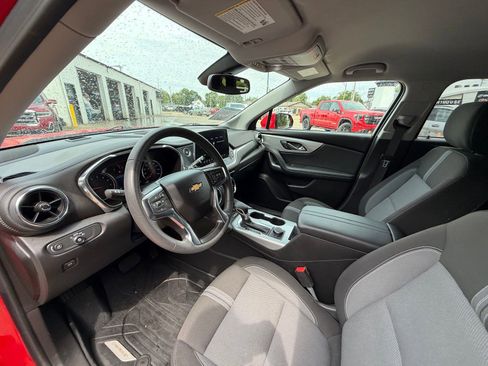 Used 2024 Chevrolet Blazer LT w/ Convenience Package FWD image 16