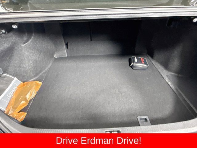 Used 2026 Toyota Camry SE FWD image 34