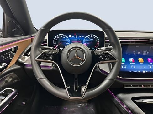 Used 2026 Mercedes-Benz E 350 4MATIC Sedan image 16