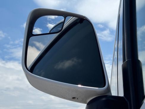 Used 2021 Nissan NV200 SV w/ Back Door Glass Package image 42