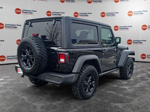 Used 2021 Jeep Wrangler Sport image 7