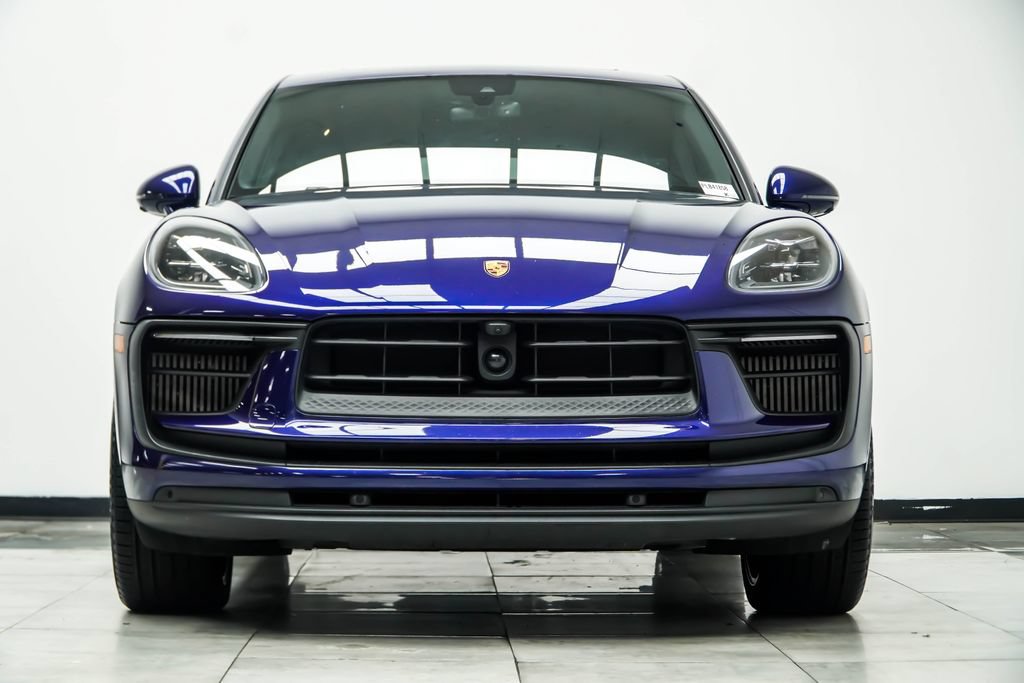 Used 2023 Porsche Macan S AWD/4WD image 11