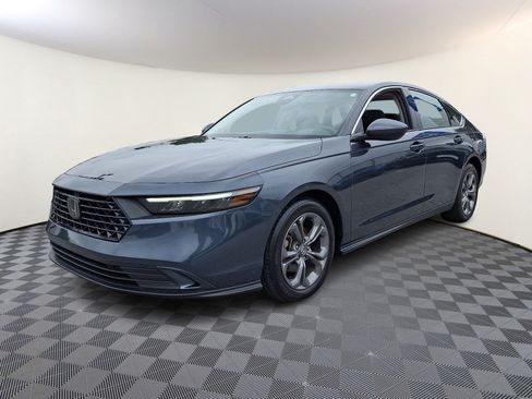 Used 2024 Honda Accord EX image 3