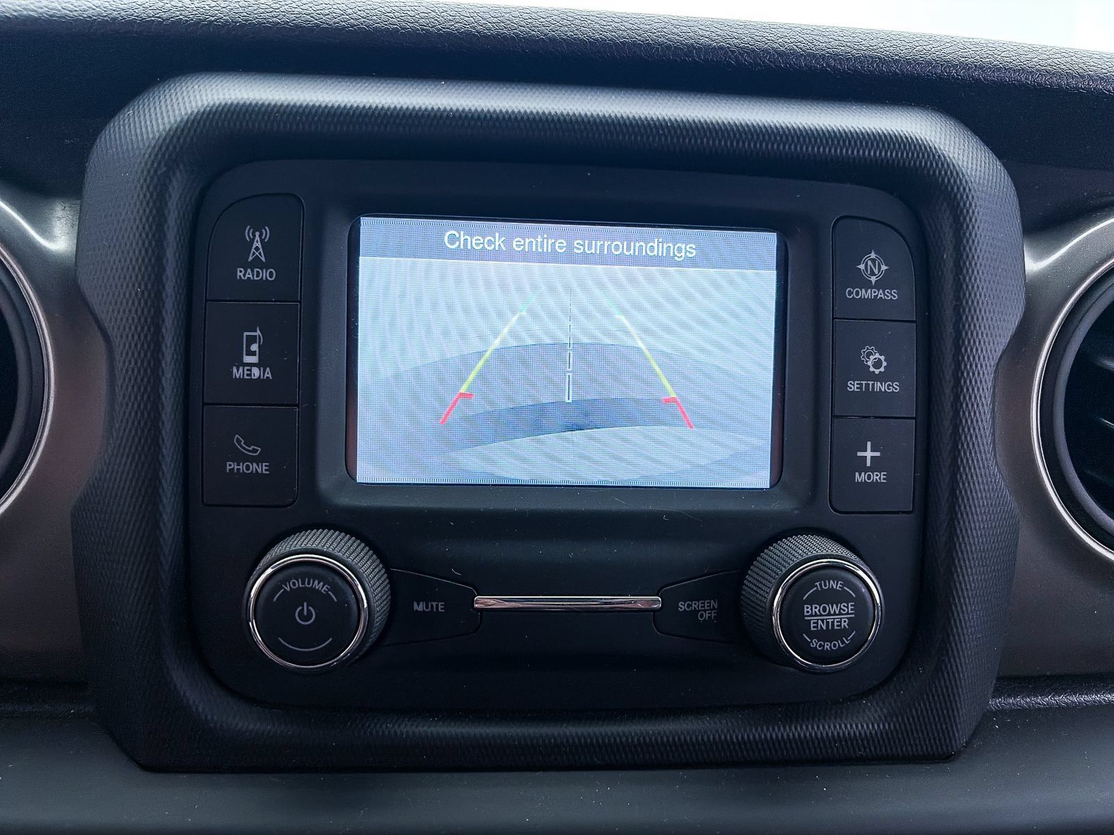 Used 2018 Jeep Wrangler Unlimited Sport S AWD/4WD image 5