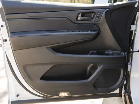 Certified 2025 Honda Odyssey EX-L image 35