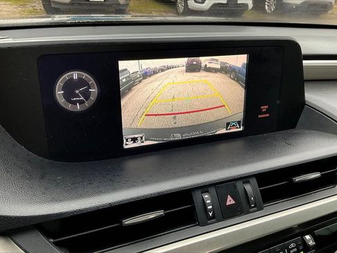 Used 2019 Lexus ES 350 F Sport image 14