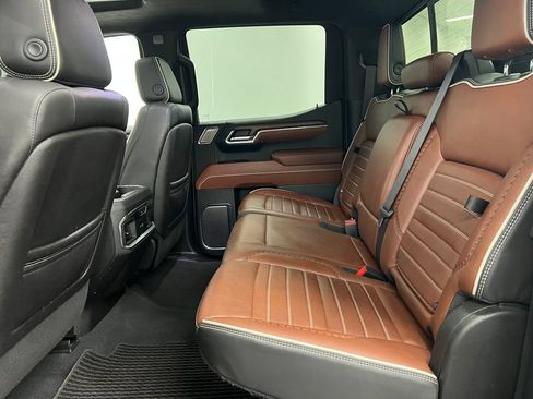 Used 2024 GMC Sierra 1500 Denali Ultimate AWD/4WD image 25