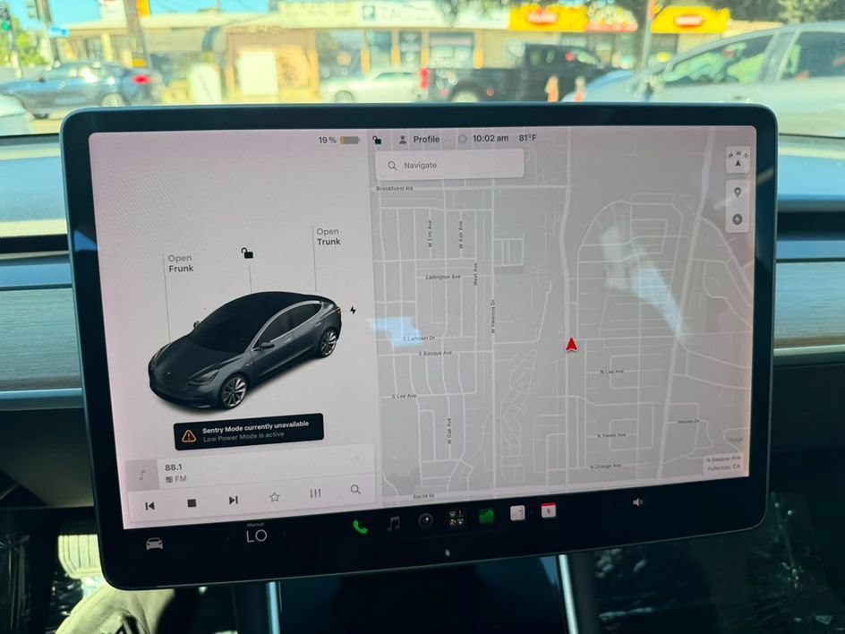 Used 2018 Tesla Model 3 Mid Range RWD image 27