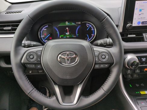Used 2025 Toyota RAV4 XLE Premium w/ Weather Package AWD/4WD image 16