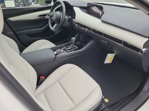 New 2026 MAZDA MAZDA3 2.5 Turbo Sedan w/Premium Plus AWD/4WD image 17