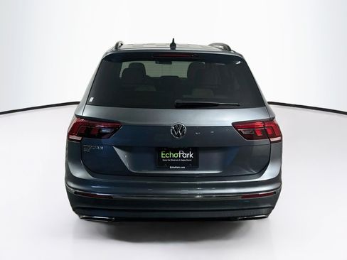 Used 2020 Volkswagen Tiguan SE w/ Panoramic Sunroof Package FWD image 7