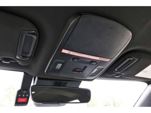 Used 2025 Toyota Camry SE w/ Convenience Package FWD image 21