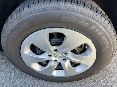 Used 2025 Toyota RAV4 LE FWD image 9