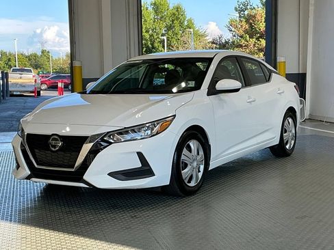 Used 2021 Nissan Sentra S FWD image 2