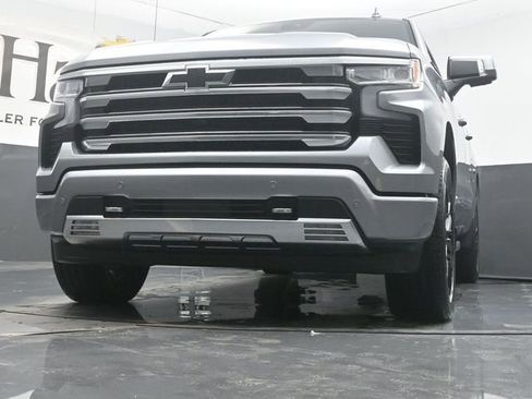 New 2026 Chevrolet Silverado 1500 High Country image 4