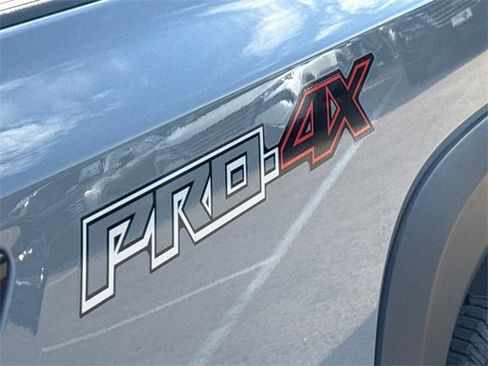 New 2026 Nissan Frontier PRO-4X w/ Pro-4x Convenience Package image 10