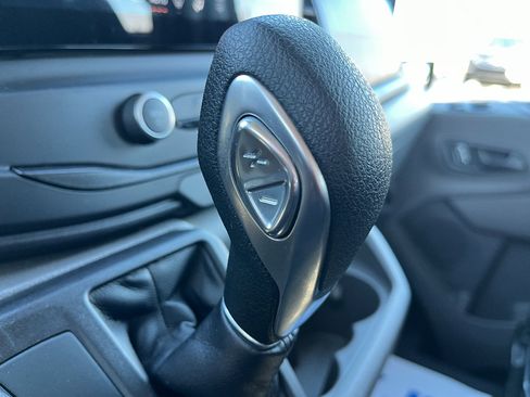 Used 2023 Ford Transit 350 XL image 37