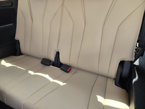 Certified 2026 Acura MDX w/ Technology Package FWD image 31